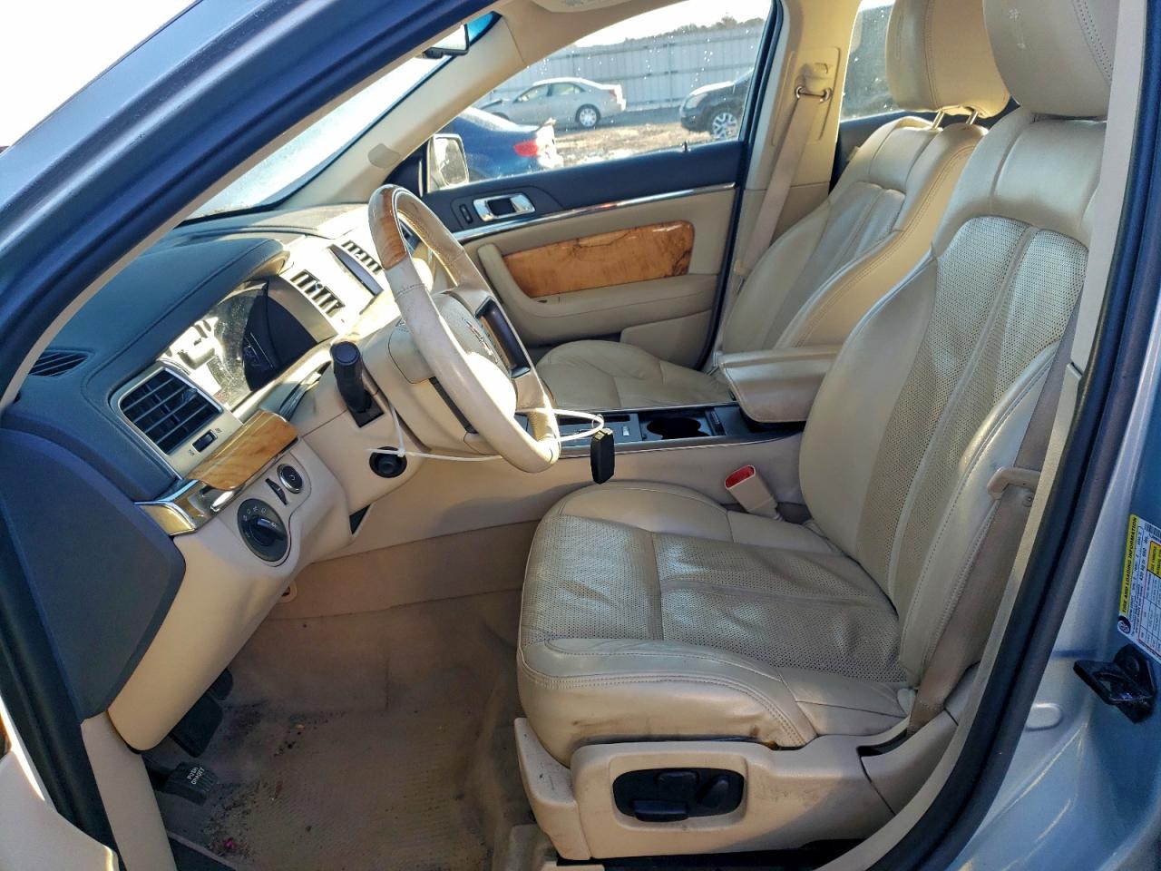 2009 Lincoln Mks VIN: 1LNHM93RX9G618108 Lot: 95314825