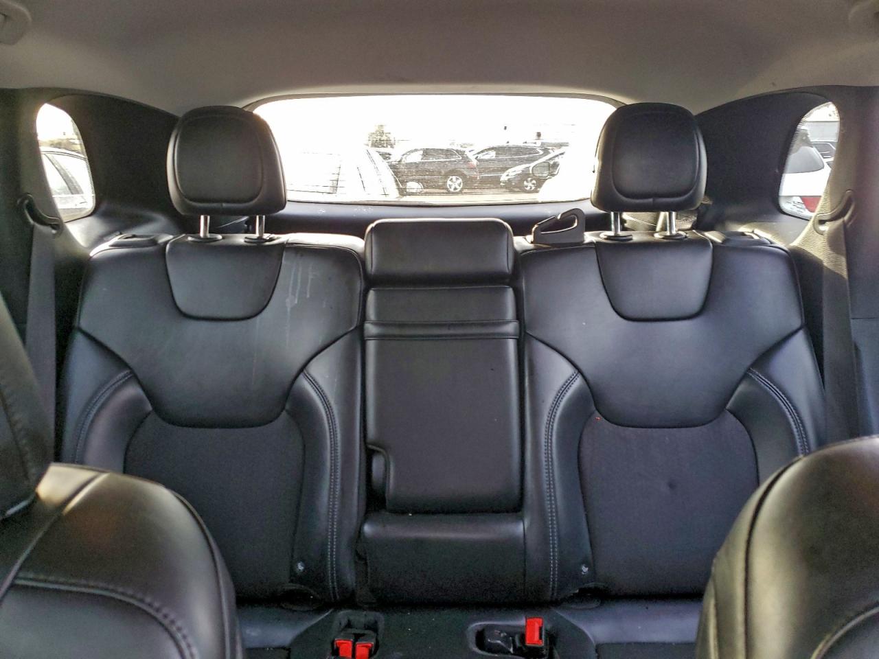 2019 Jeep Cherokee Latitude Plus VIN: 1C4PJMLB7KD181304 Lot: 95689605