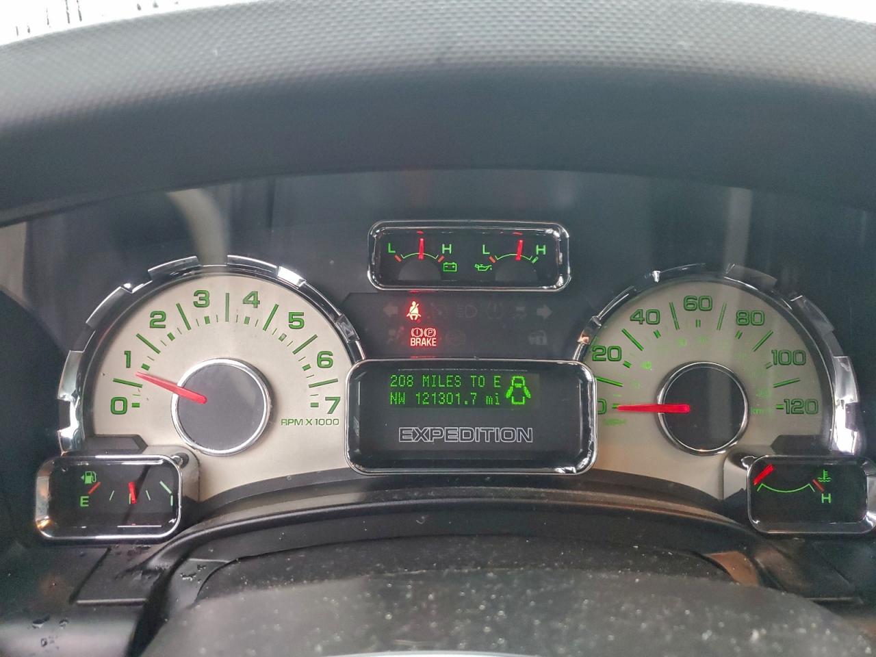 2011 Ford Expedition Limited VIN: 1FMJU2A57BEF39134 Lot: 96821075