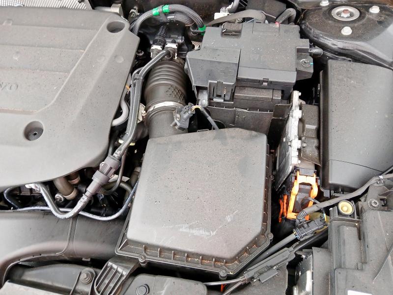 2022 VOLVO XC40 2.0 B3P PLUS DARK 5DR AUTO