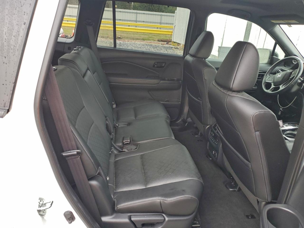 2022 Honda Passport Elite VIN: 5FNYF8H01NB015023 Lot: 94872535