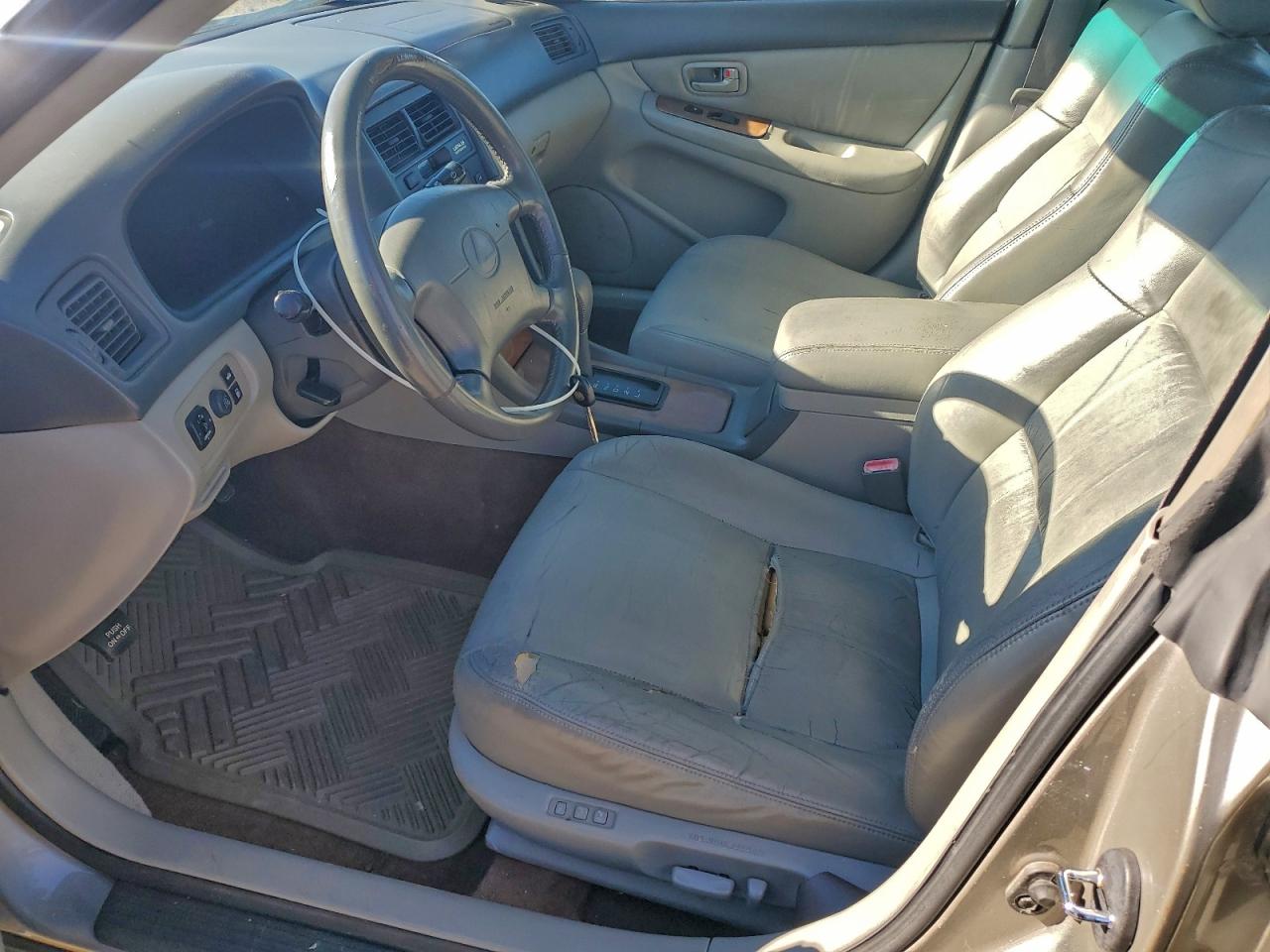 1999 Lexus Es 300 VIN: JT8BF28G0X5061056 Lot: 97270455