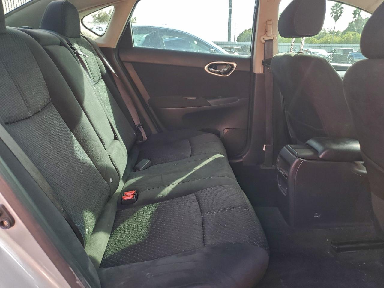 2014 Nissan Sentra S VIN: 3N1AB7AP3EY231560 Lot: 96108835