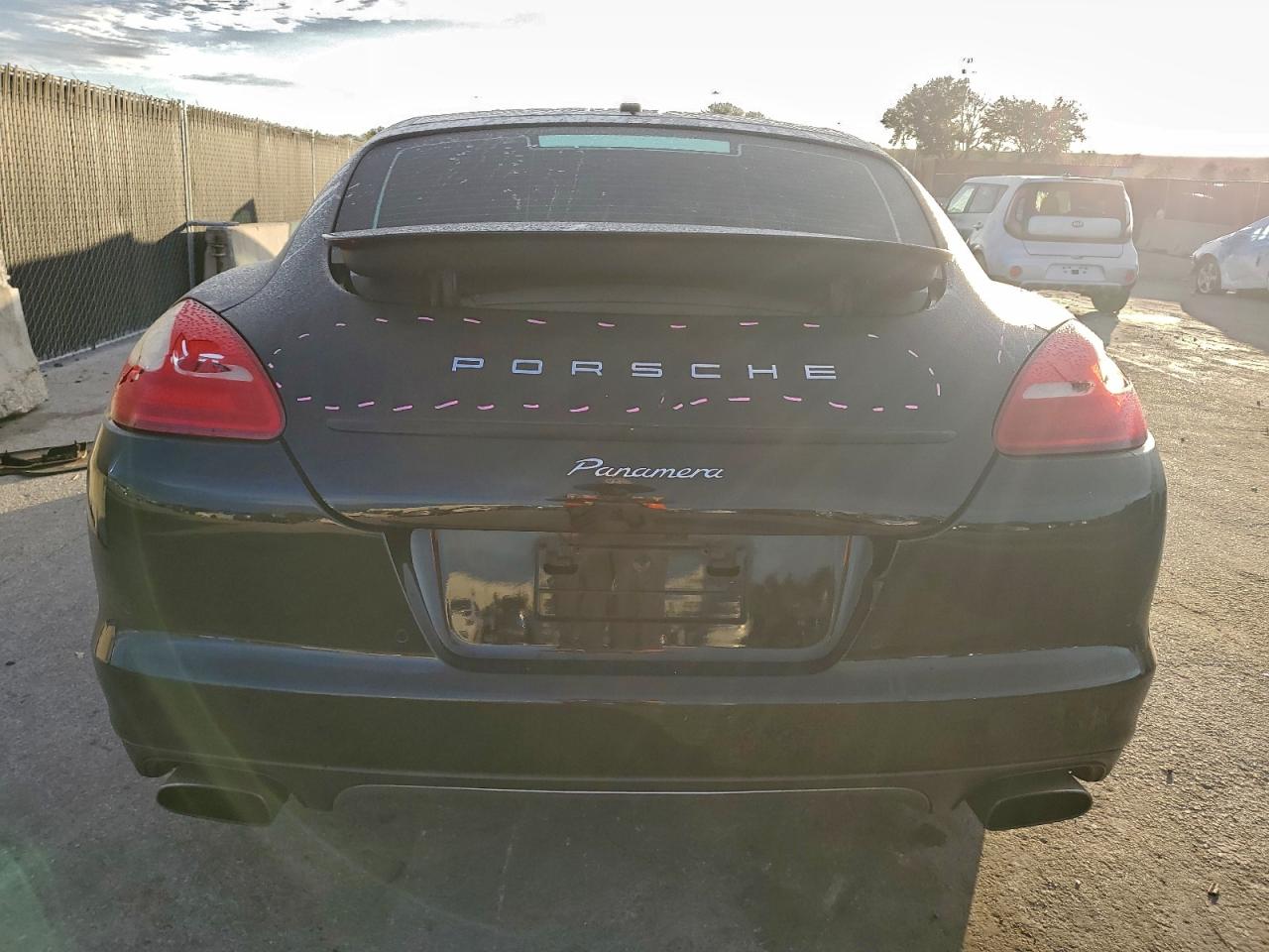 2013 Porsche Panamera 2 VIN: WP0AA2A79DL016596 Lot: 94754425