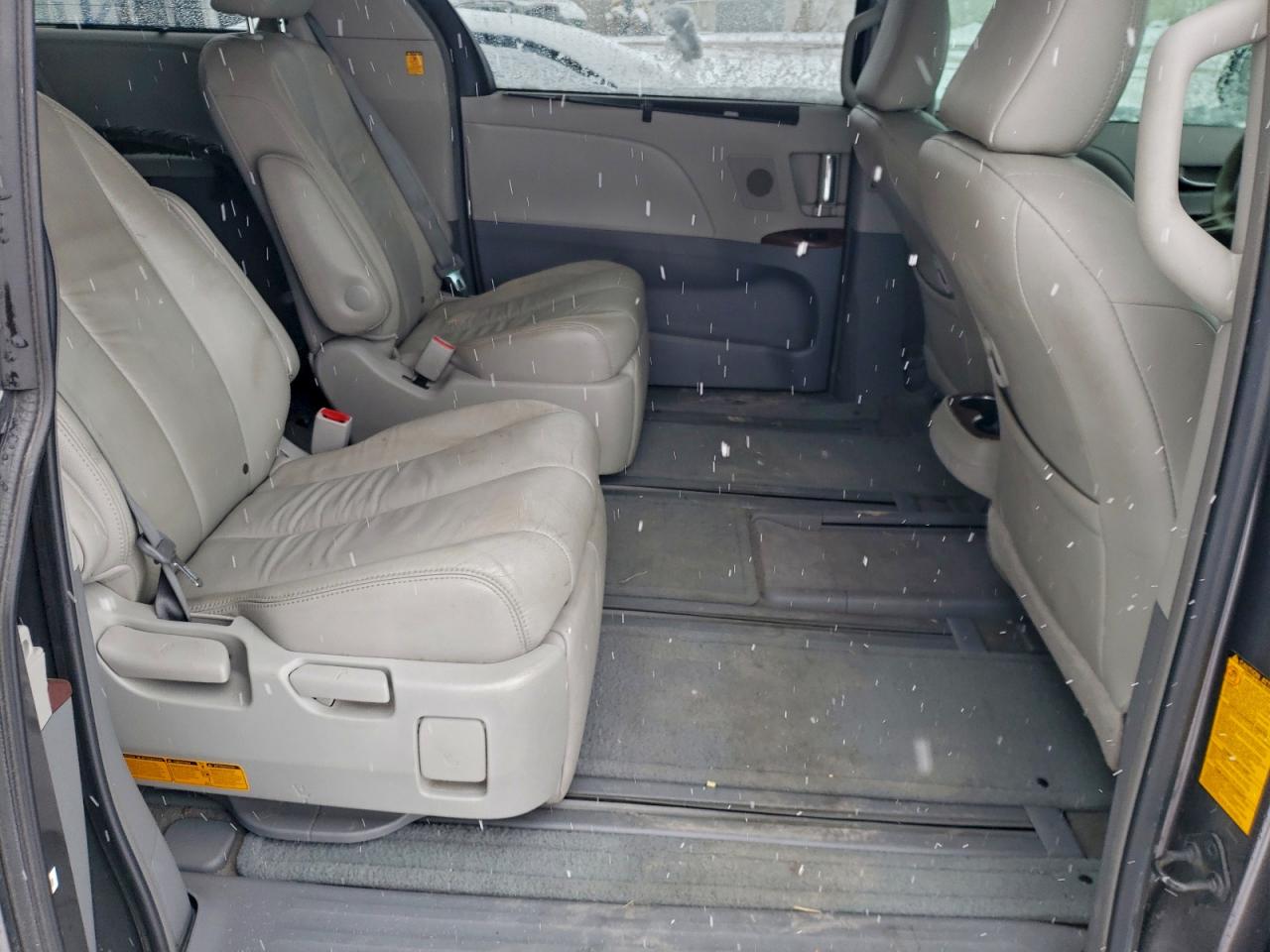 2012 Toyota Sienna Xle VIN: 5TDDK3DC6CS046130 Lot: 94229115