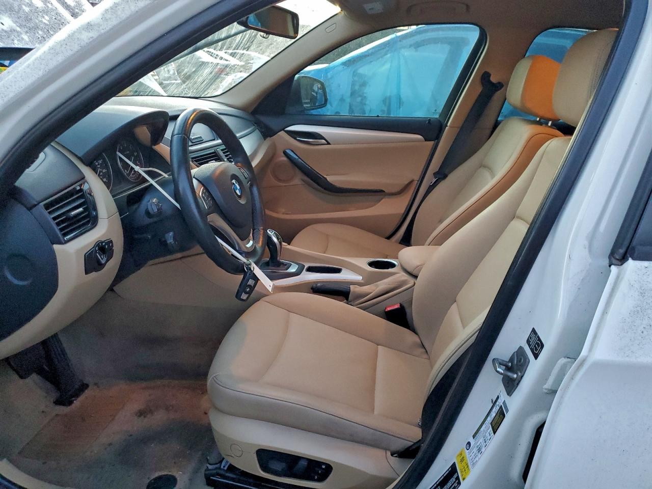 2013 BMW X1 Sdrive28I VIN: WBAVM1C58DVW45637 Lot: 95017265