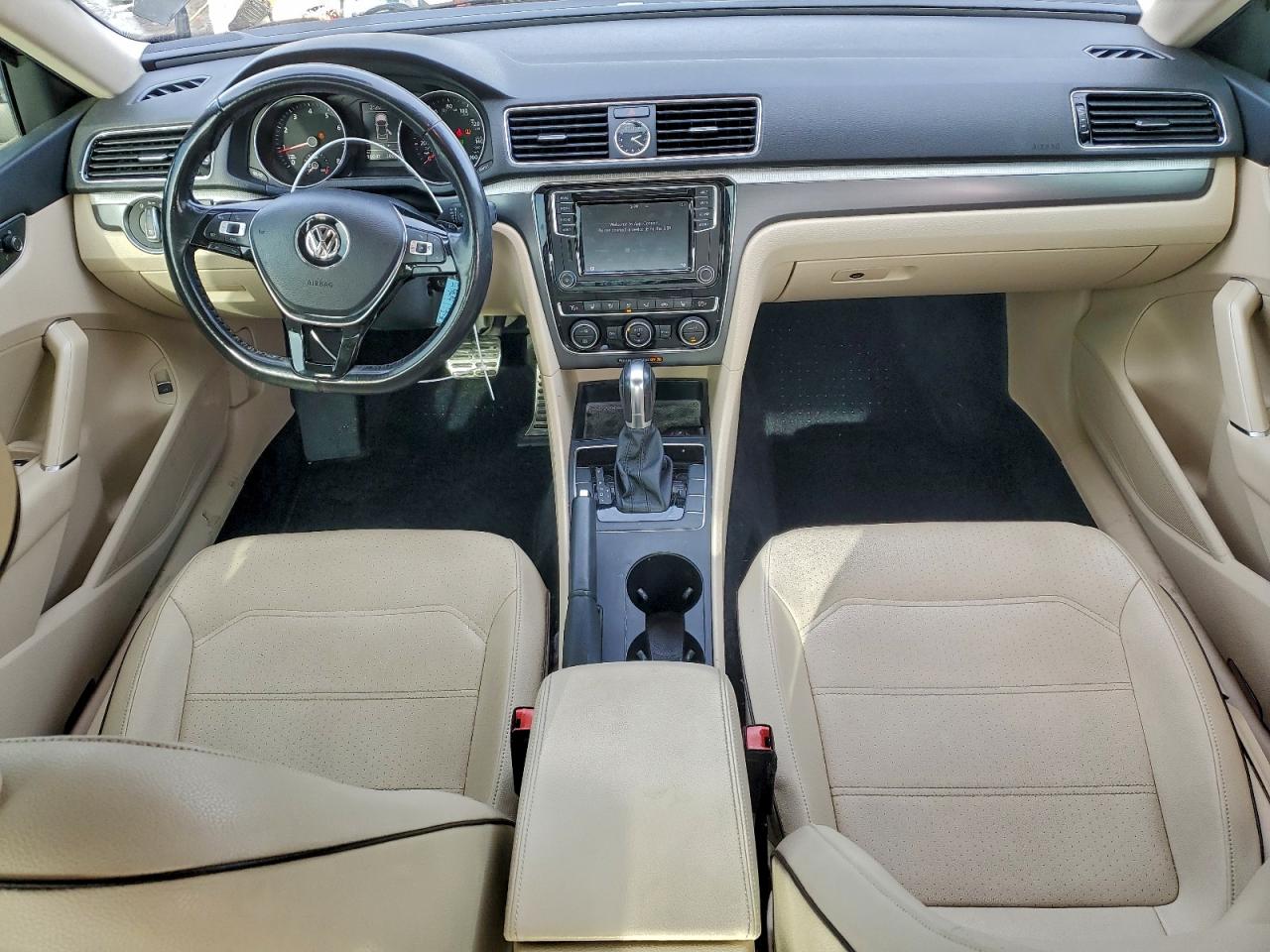 2017 Volkswagen Passat R-Line VIN: 1VWDT7A33HC070321 Lot: 94374065