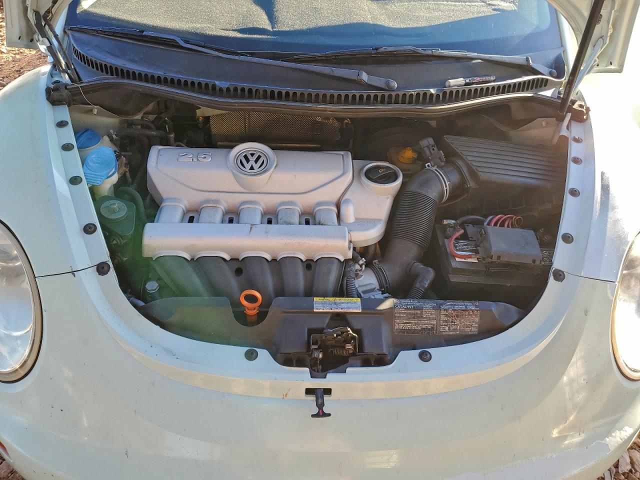 2006 Volkswagen New Beetle Convertible Option Package 1 VIN: 3VWRF31Y76M308703 Lot: 96234265