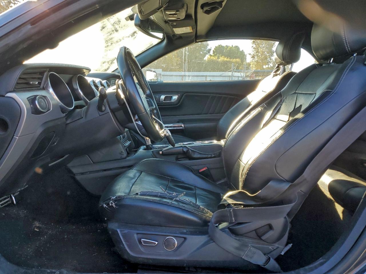 2018 Ford Mustang VIN: 1FATP8UH6J5142631 Lot: 95108725