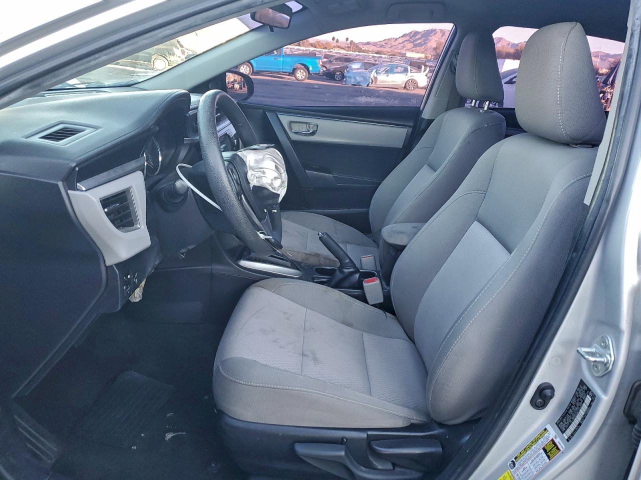 2015 Toyota Corolla L VIN: 2T1BURHE9FC429735 Lot: 94937695