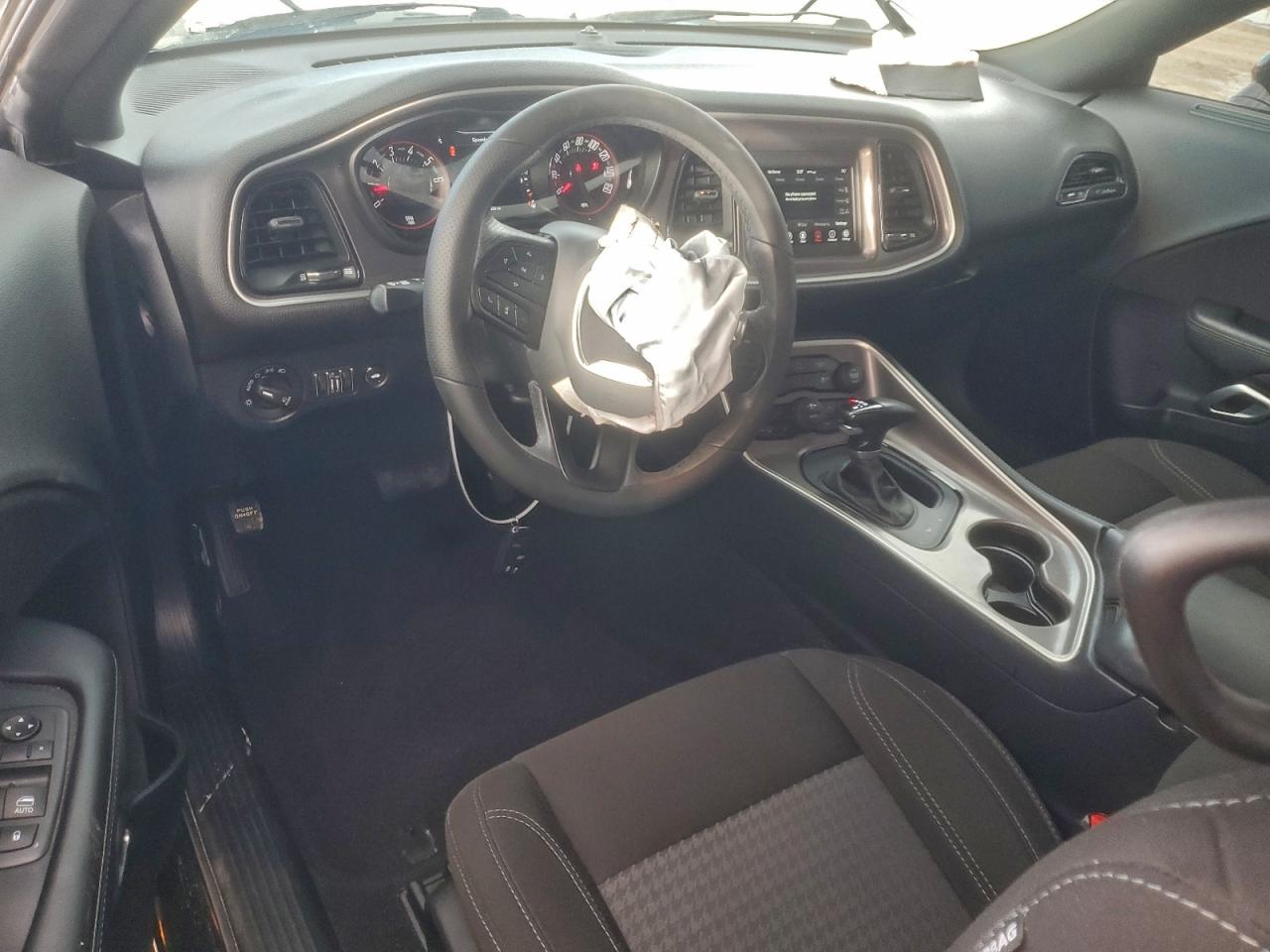 2022 Dodge Challenger Sxt VIN: 2C3CDZAG6NH215293 Lot: 95313395