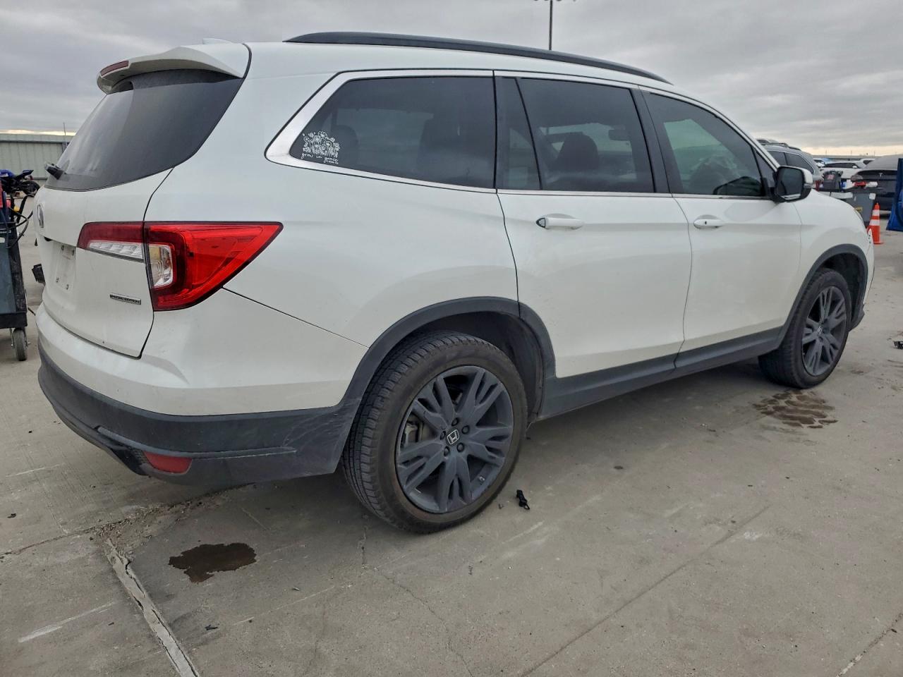 2021 Honda Pilot Se VIN: 5FNYF5H21MB005350 Lot: 97444615