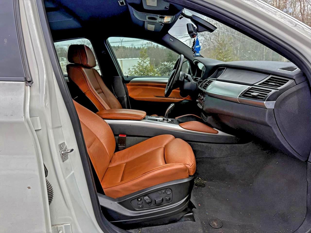 Фото: 5UXFG8C59BLZ96605