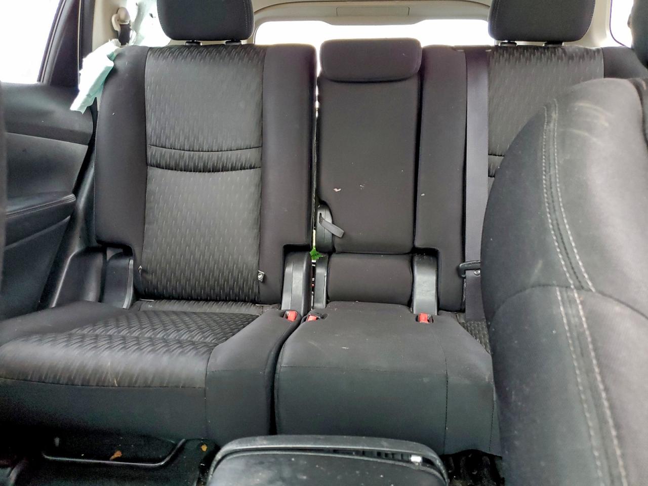 2020 Nissan Rogue S VIN: JN8AT2MT6LW004653 Lot: 96332175