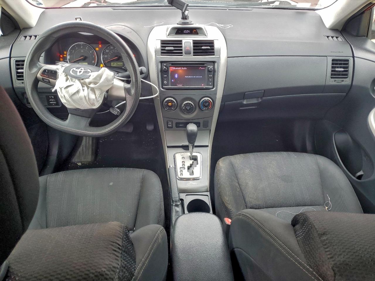 2013 Toyota Corolla Base VIN: 5YFBU4EE8DP137496 Lot: 94702735