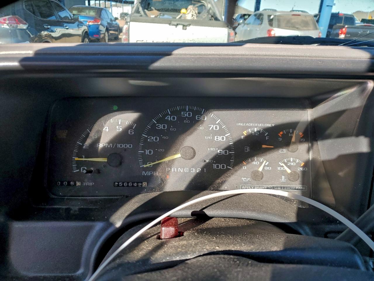 1997 Chevrolet Gmt-400 C1500 VIN: 1GCEC14R2VZ179396 Lot: 94516915