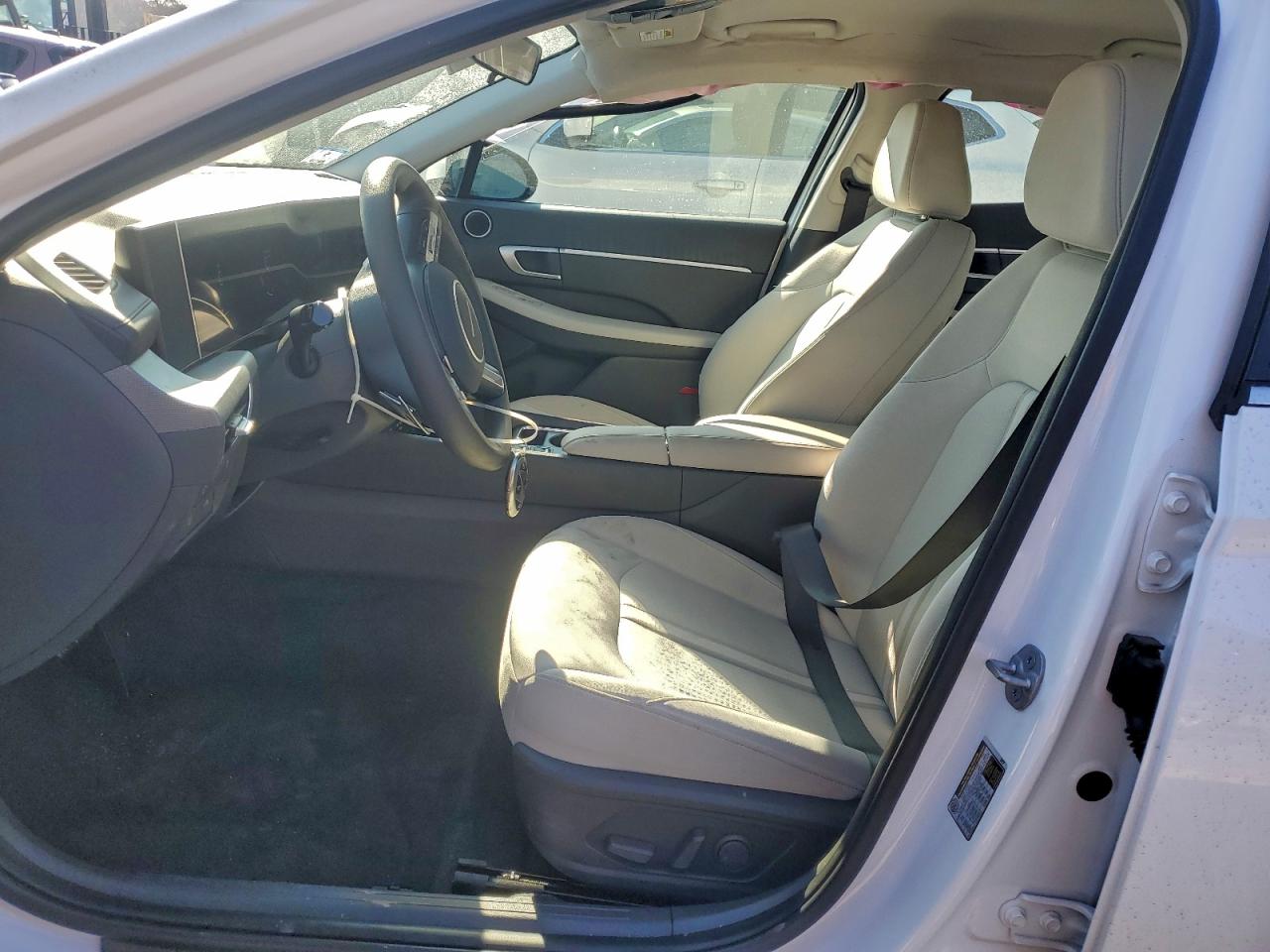 2025 Hyundai Sonata Sel VIN: KMHL64JA3SA488329 Lot: 95431685