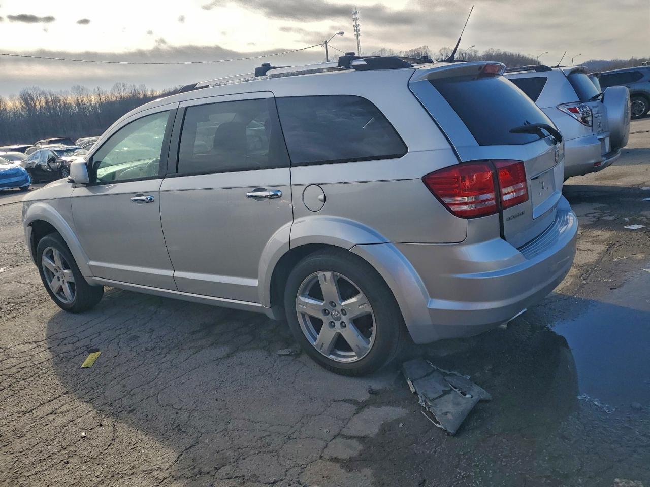 2010 Dodge Journey R/T VIN: 3D4PG6FV8AT107675 Lot: 97014165