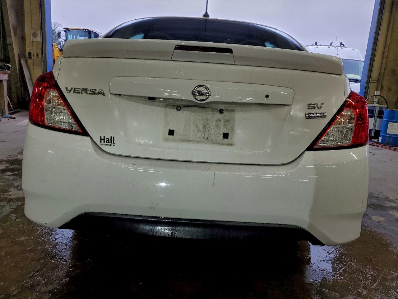 2017 Nissan Versa S VIN: 3N1CN7APXHL810692 Lot: 94763135