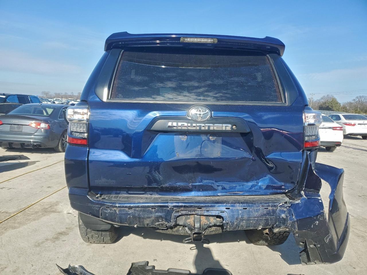 2018 Toyota 4Runner Sr5/Sr5 Premium VIN: JTEBU5JRXJ5532850 Lot: 96354925