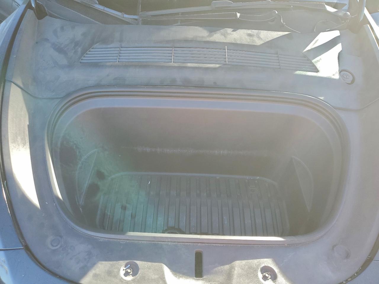 2023 Tesla Model Y VIN: 7SAYGDEE1PA026824 Lot: 94767385