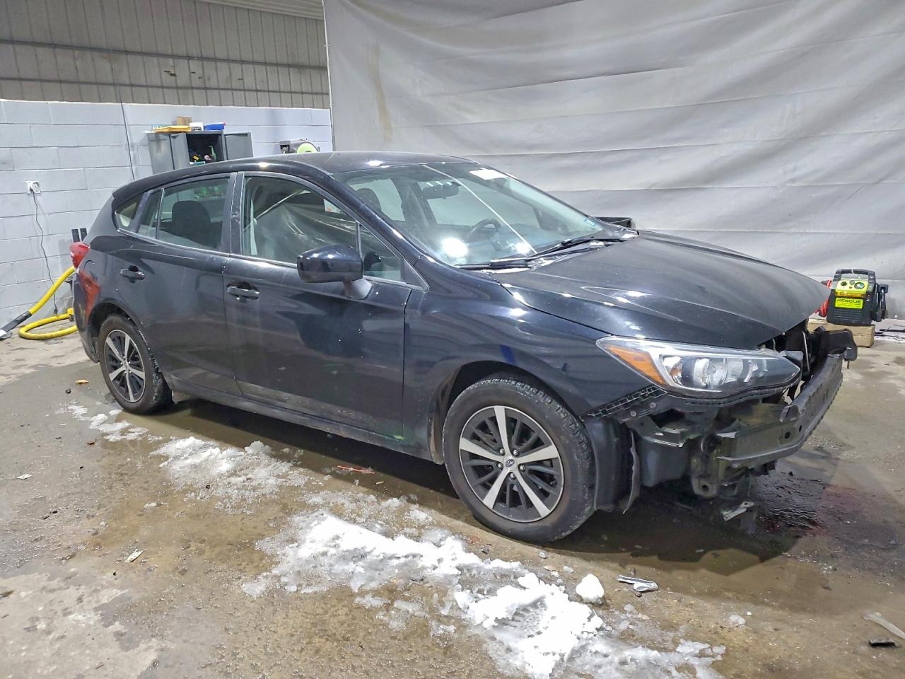 2017 Subaru Impreza VIN: 4S3GTAA68H3718565 Lot: 97330995