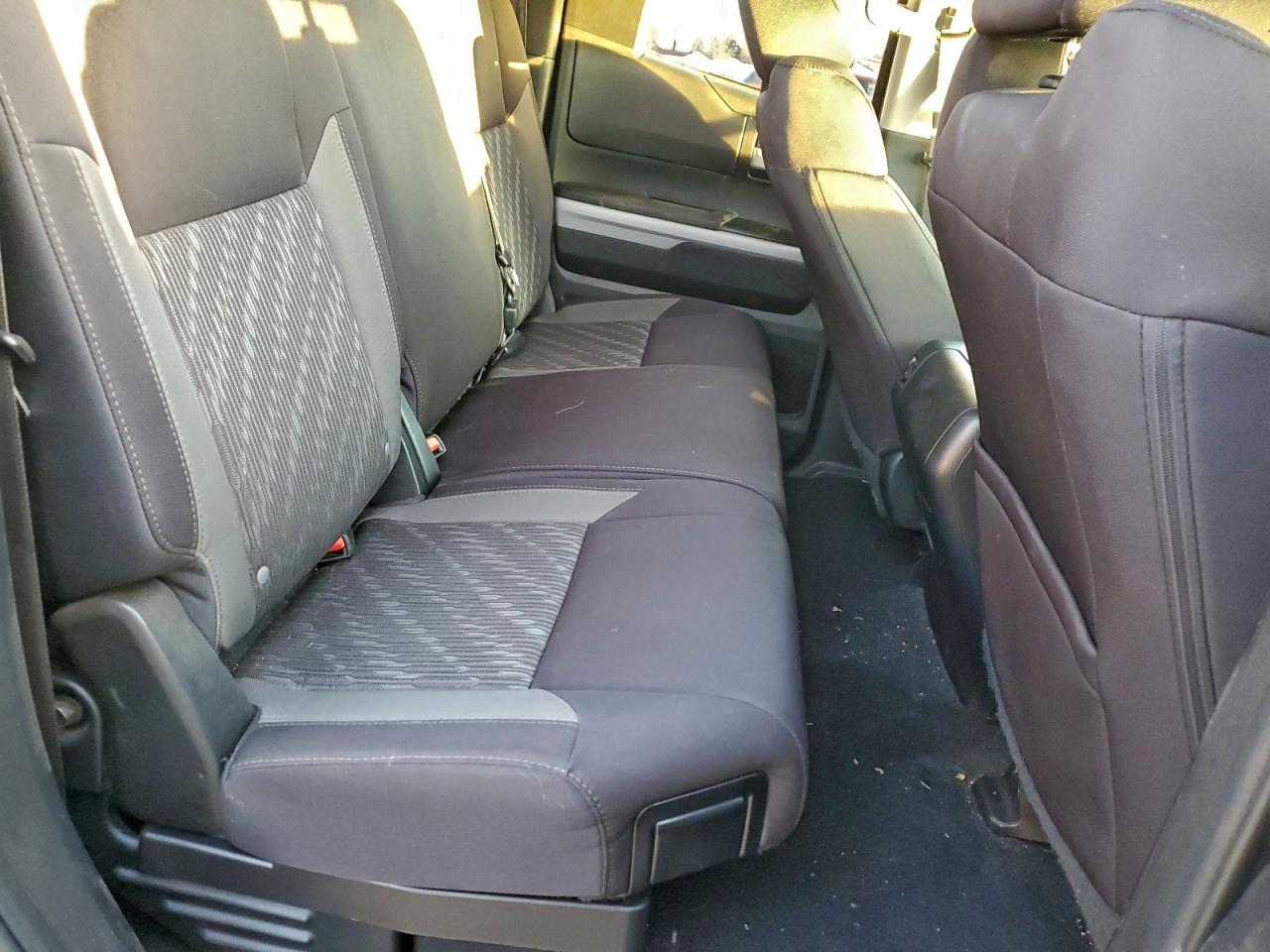 2021 Toyota Tundra Double Cab Sr VIN: 5TFUY5F16MX048980 Lot: 94150655