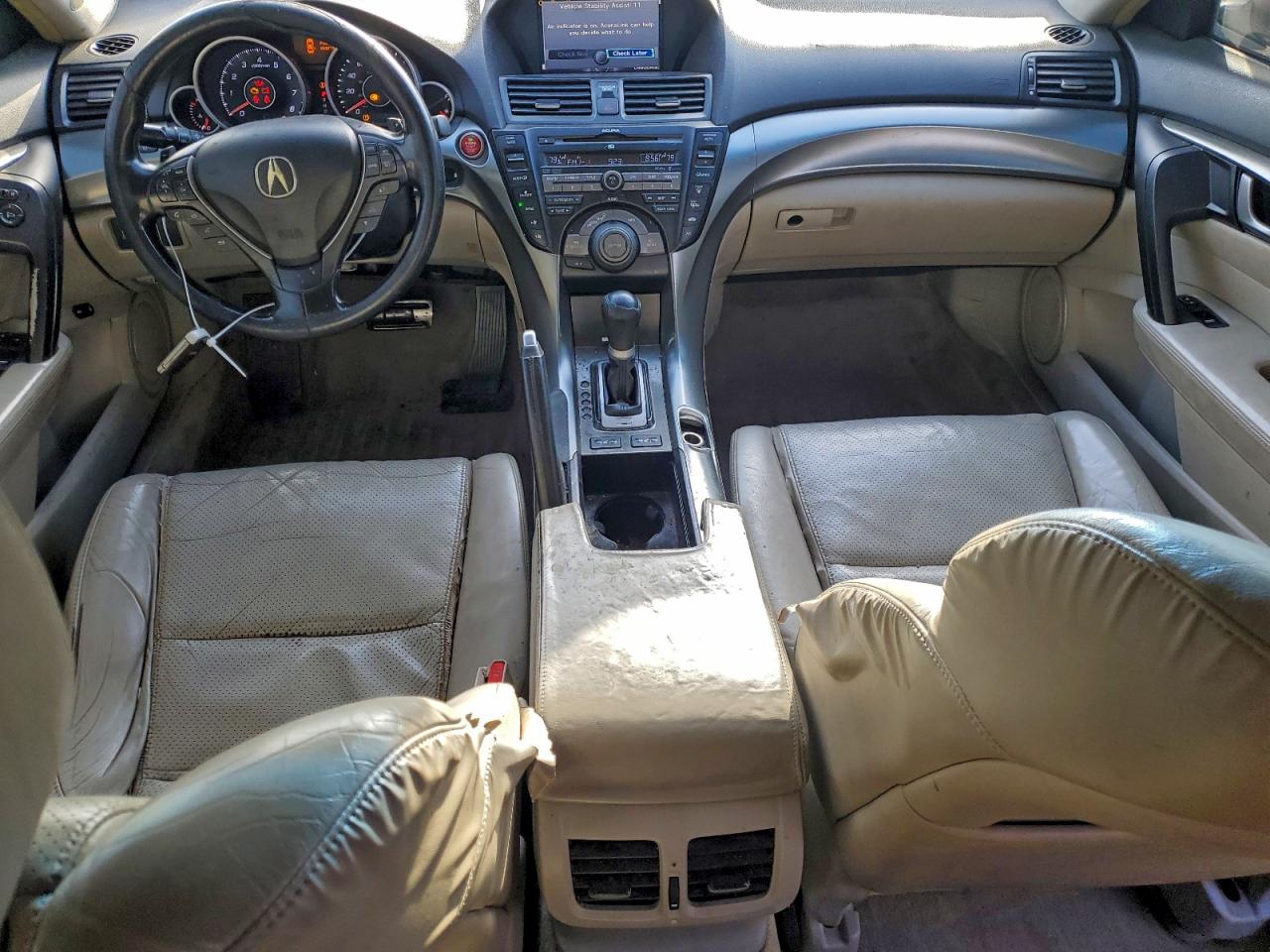 Фото: 19UUA8F53BA004350