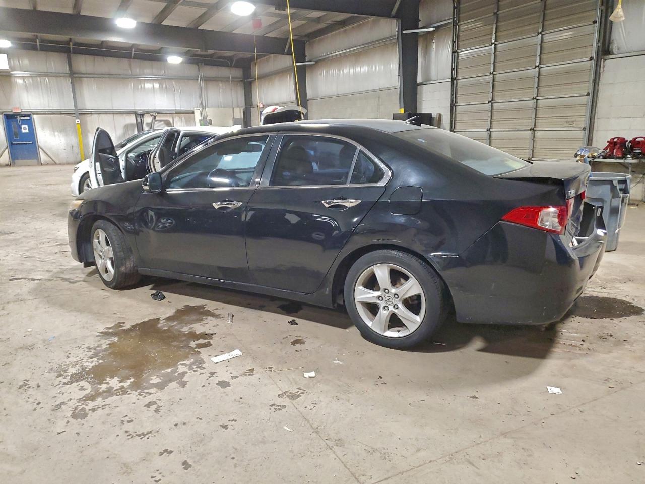 Фото: JH4CU26699C006110