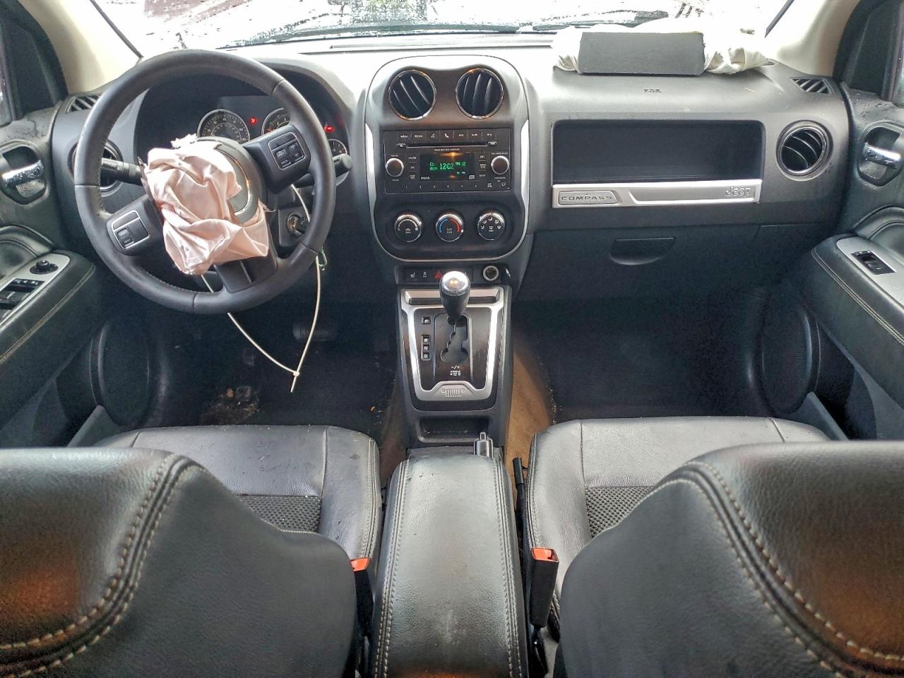 2014 Jeep Compass Latitude VIN: 1C4NJDEB0ED816176 Lot: 97641775