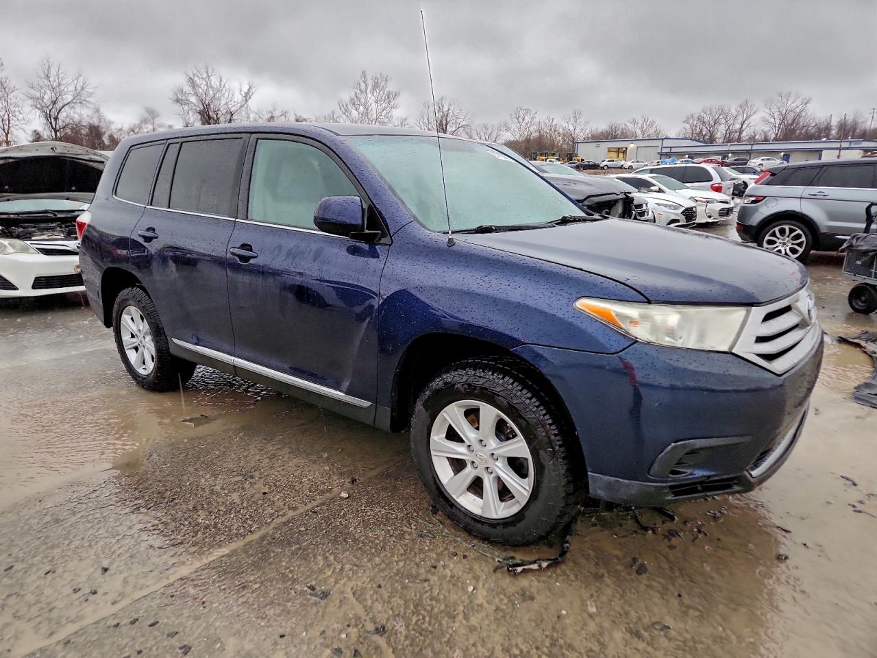 2011 Toyota Highlander Base VIN: 5TDBK3EH5BS062819 Lot: 97783075