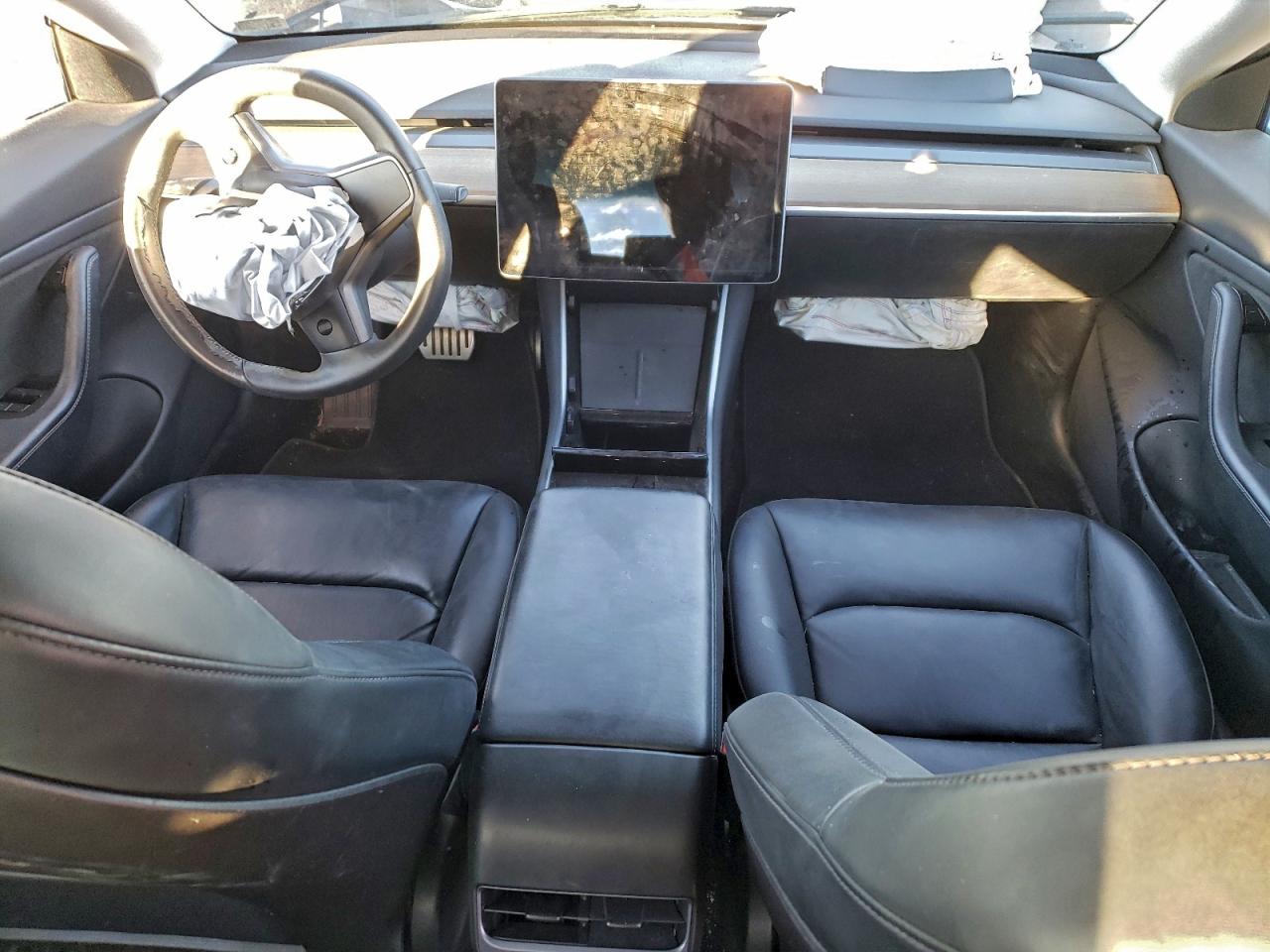 2019 Tesla Model 3 VIN: 5YJ3E1EB3KF438434 Lot: 95748375