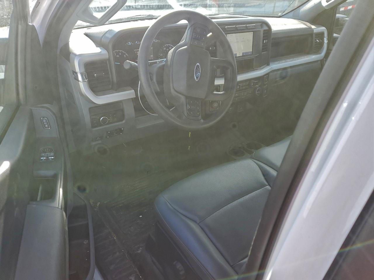 2024 Ford F250 Super Duty Utility / Service Truck VIN: 1FDBF2BA7RED40962 Lot: 96060915