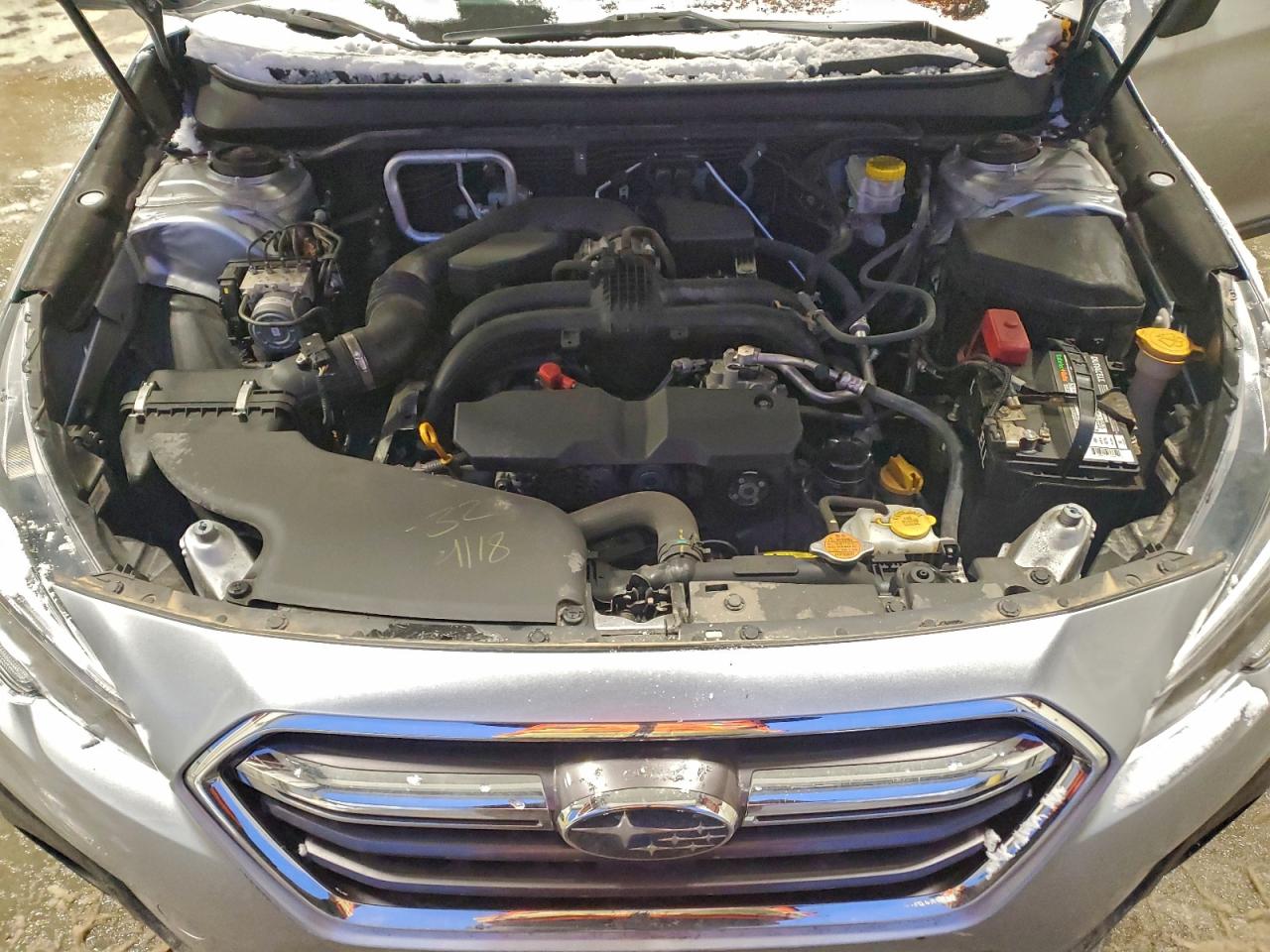 2018 Subaru Outback 2.5I Limited VIN: 4S4BSANC6J3353821 Lot: 94827655