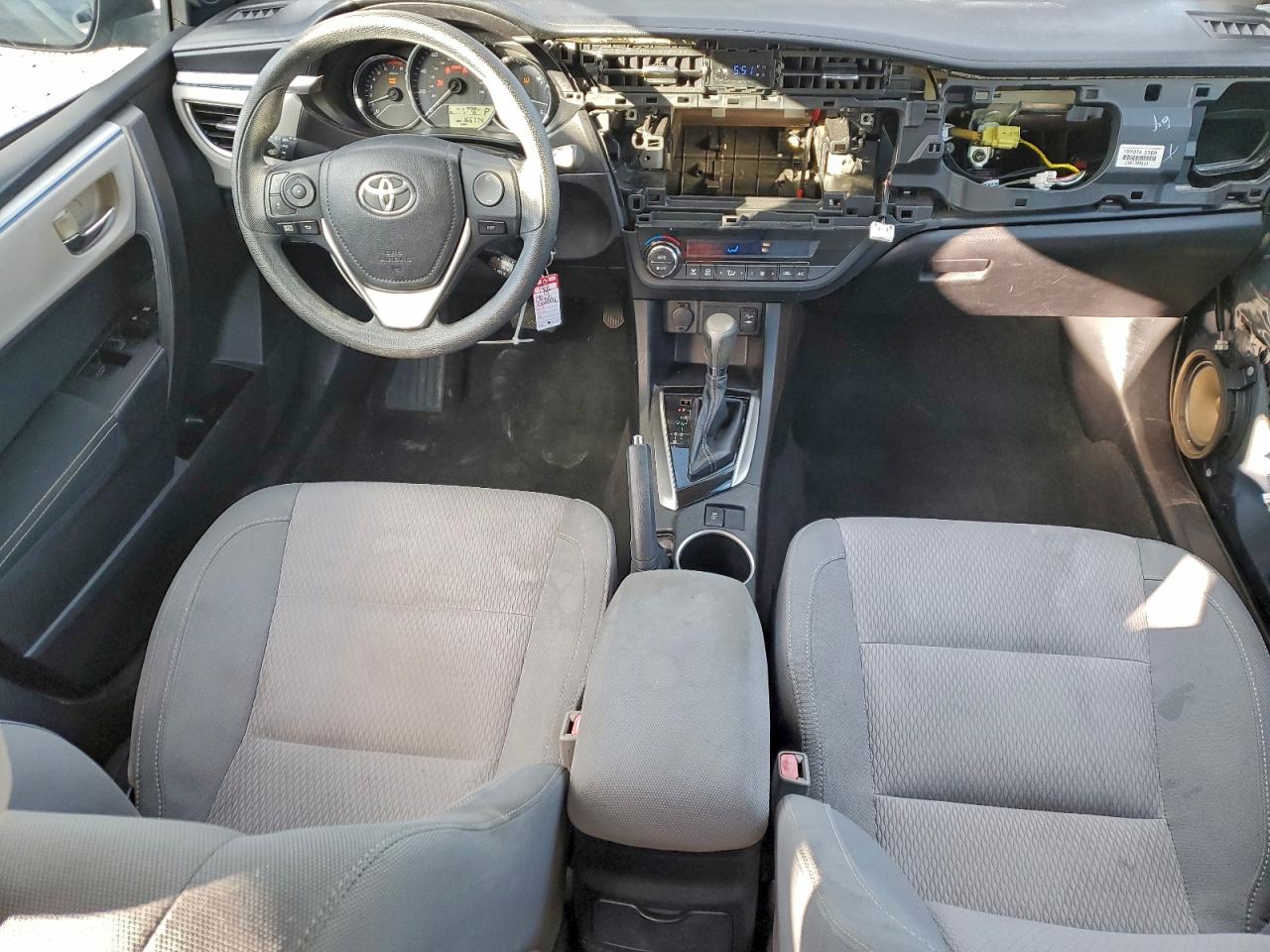 2015 Toyota Corolla L VIN: 2T1BURHE3FC260246 Lot: 95876035