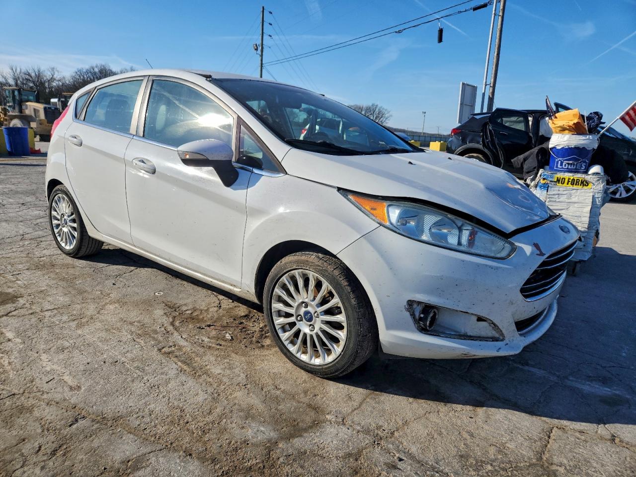 2015 Ford Fiesta Titanium VIN: 3FADP4FJ0FM120672 Lot: 95674015