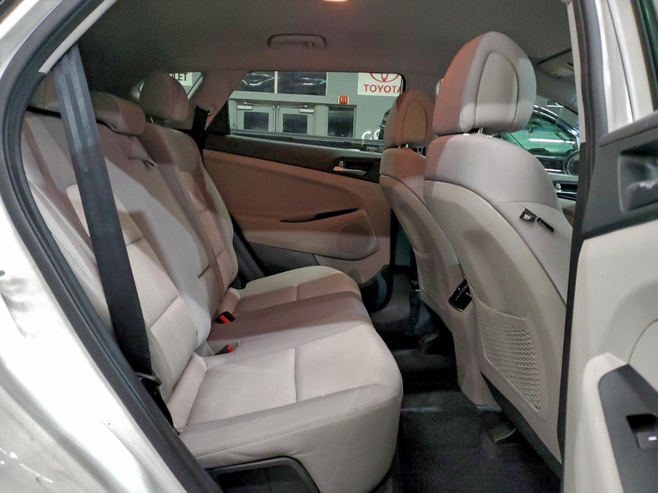 2017 Hyundai Tucson Limited VIN: KM8J3CA25HU301120 Lot: 94945015