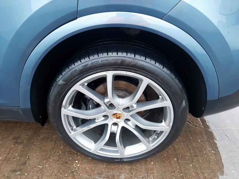 2018 PORSCHE CAYENNE 5DR TIPTRONIC S