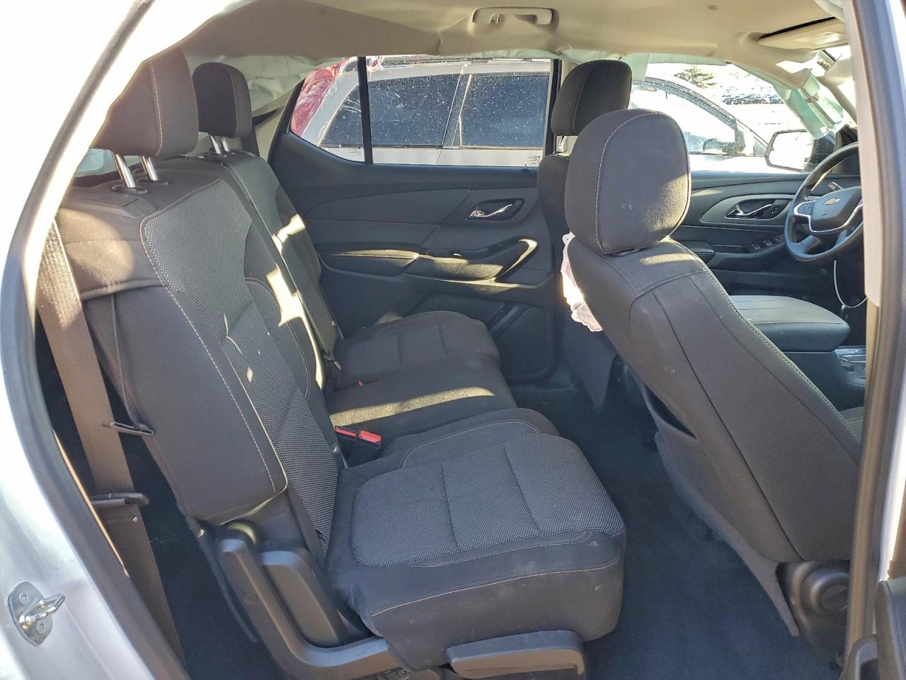 2019 Chevrolet Traverse Ls VIN: 1GNERFKWXKJ101714 Lot: 97992065