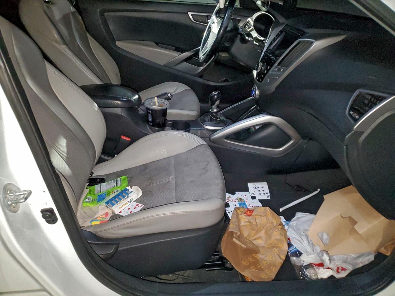 2013 Hyundai Veloster VIN: KMHTC6AD0DU157482 Lot: 95796345