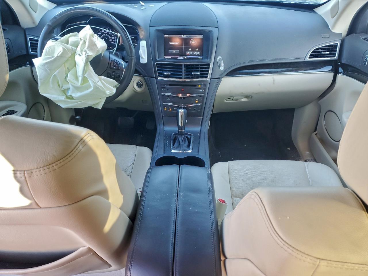 2014 Lincoln Mkt VIN: 2LMHJ5ATXEBL58427 Lot: 95499885