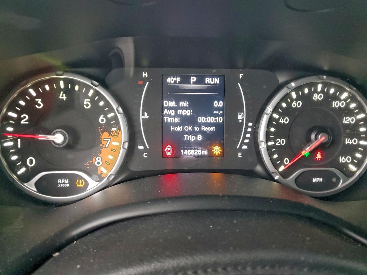 2017 Jeep Renegade Sport VIN: ZACCJBAB4HPF94040 Lot: 94231965