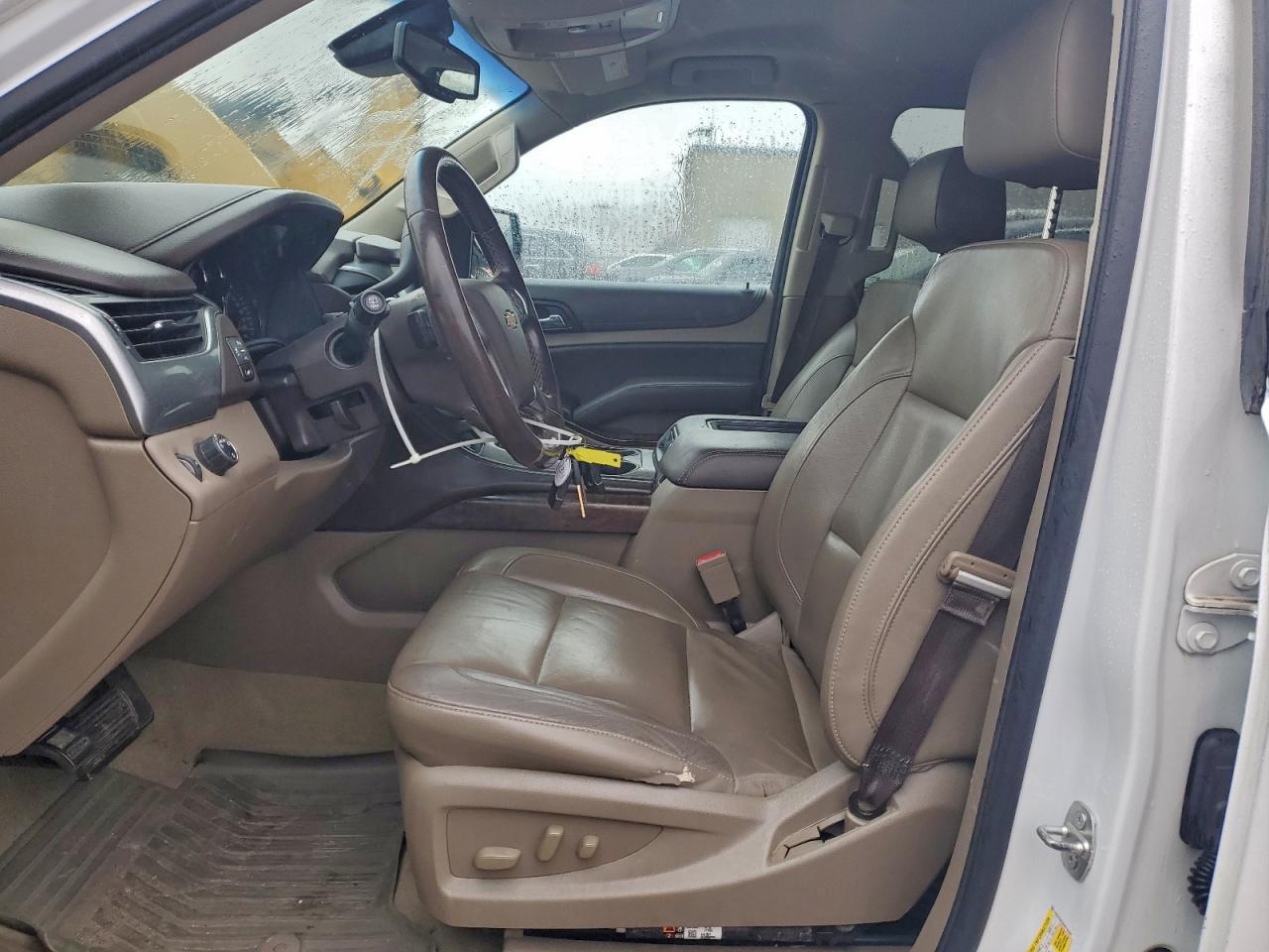 2017 Chevrolet Suburban C1500 Lt VIN: 1GNSCHKC0HR152591 Lot: 94637415