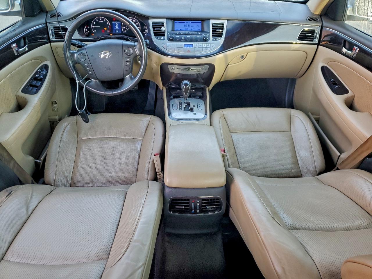 2009 Hyundai Genesis 3.8L VIN: KMHGC46E79U054848 Lot: 96482765