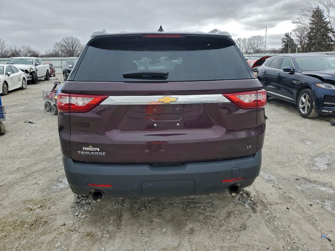 2018 Chevrolet Traverse Lt VIN: 1GNERGKW9JJ131100 Lot: 97776185
