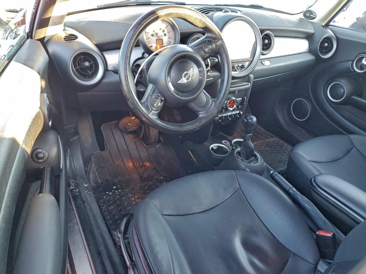 2012 Mini Cooper VIN: WMWSU3C55CT258701 Lot: 94483105