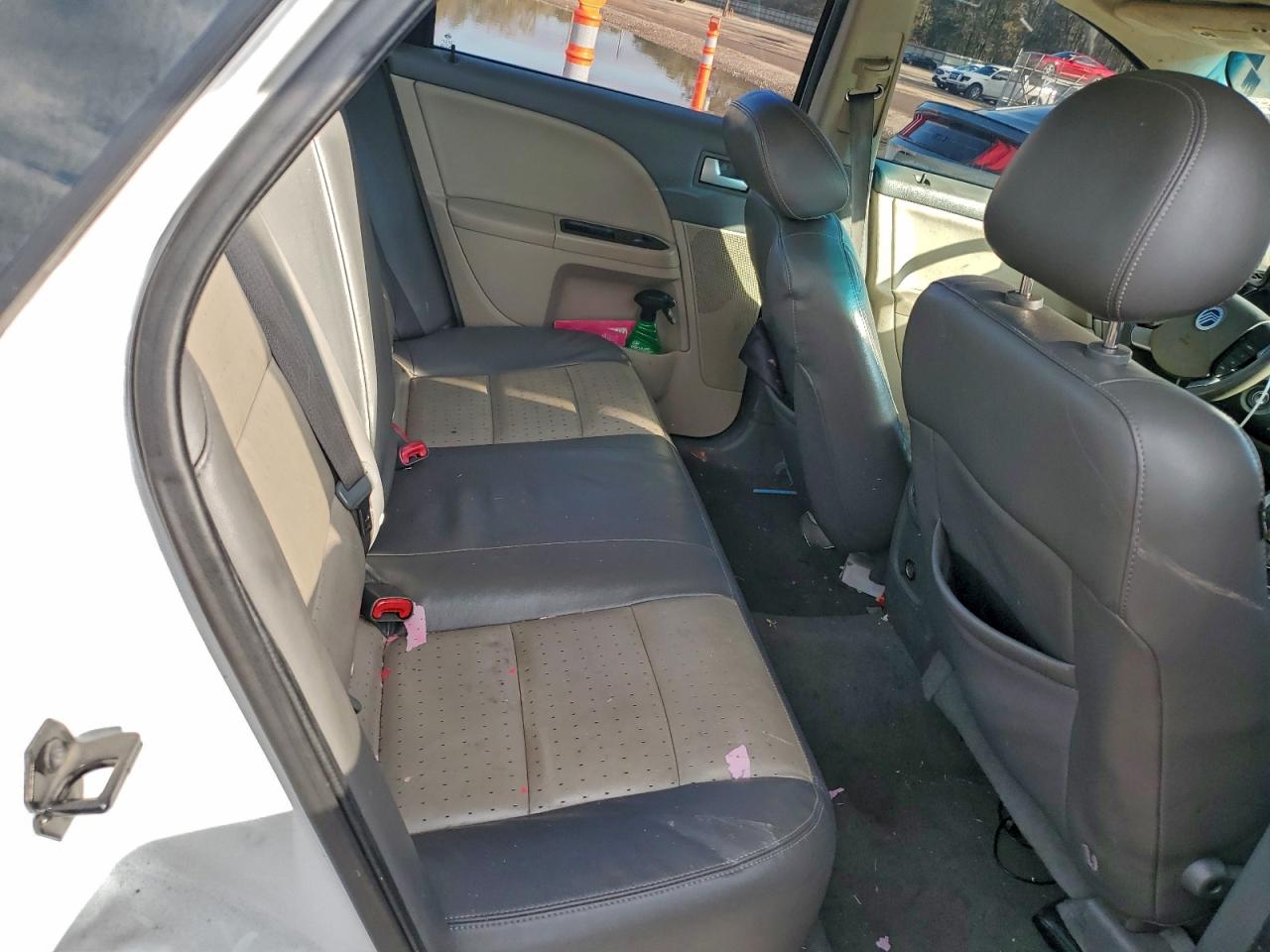 2008 Mercury Sable Premier VIN: 1MEHM42W18G621832 Lot: 95760415