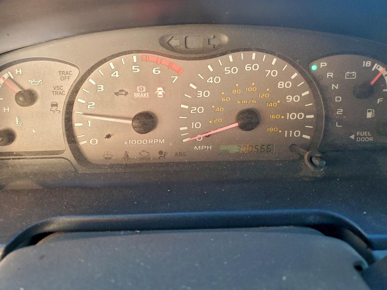 2003 Toyota Sequoia Sr5 VIN: 5TDZT34A73S200345 Lot: 95133815