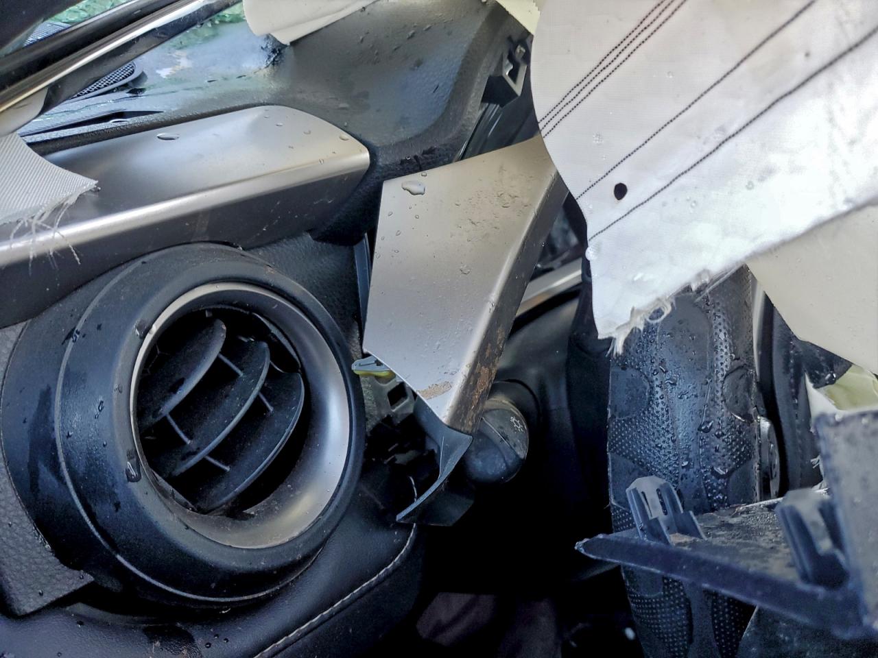 2018 Toyota Rav4 Hv Limited VIN: JTMDJREV4JD155491 Lot: 94187335