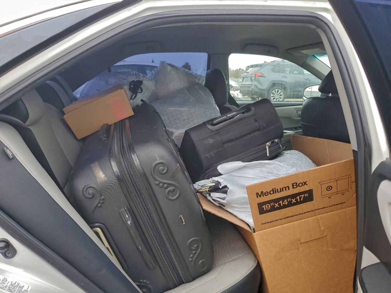 2015 Toyota Camry Le VIN: 4T1BF1FK1FU068987 Lot: 94703975